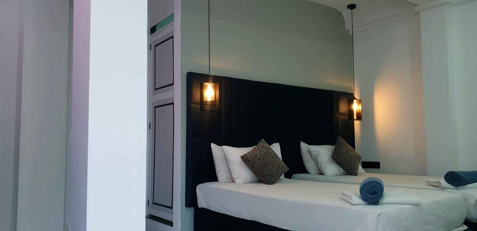Kandy Tower Inn Bagian luar foto