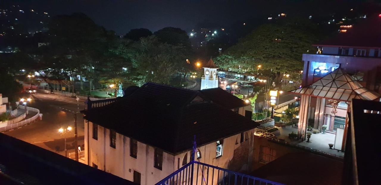 Kandy Tower Inn Bagian luar foto